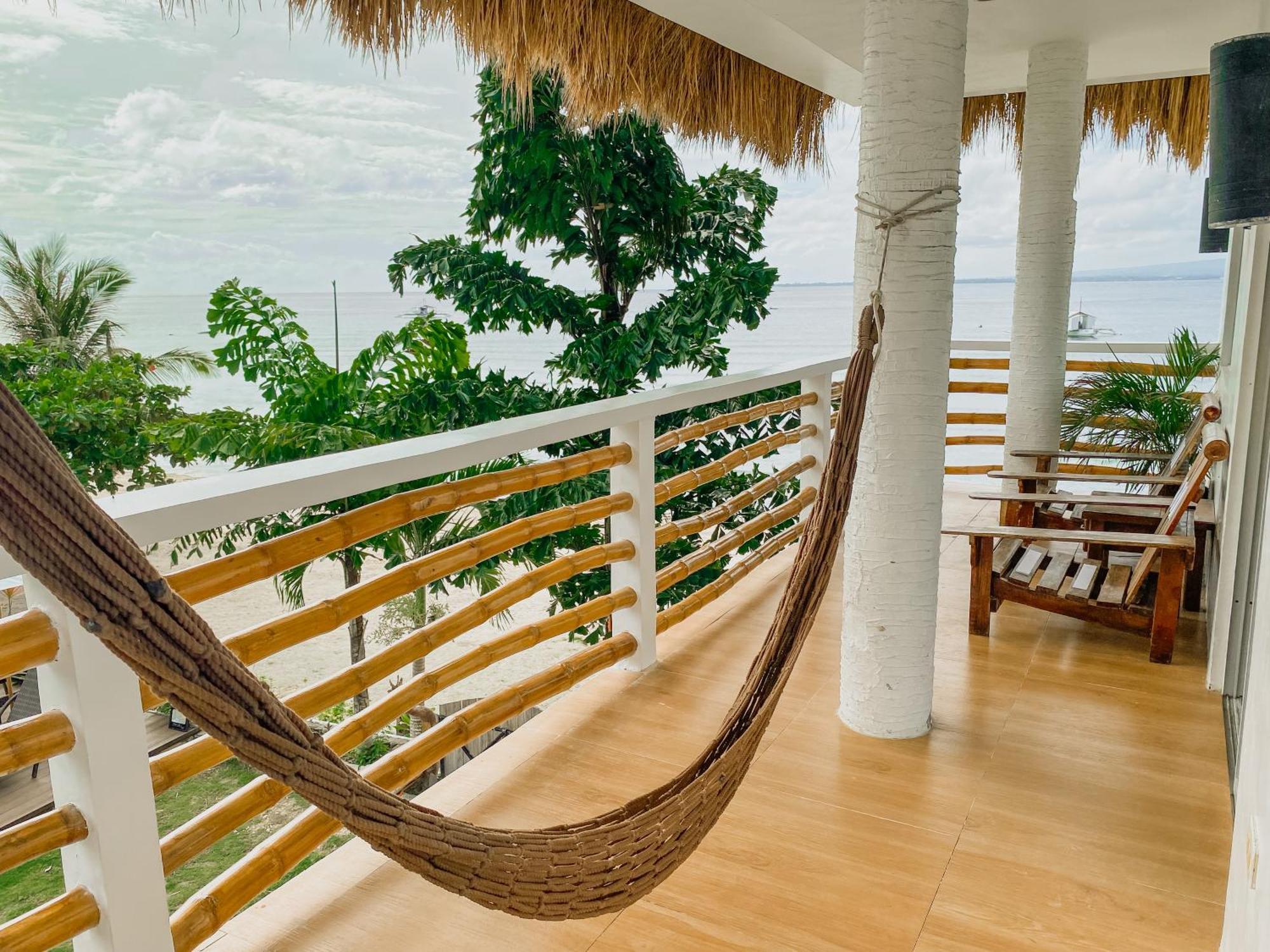 Avila'S Horizon Dive Resort 桑坦德 外观 照片