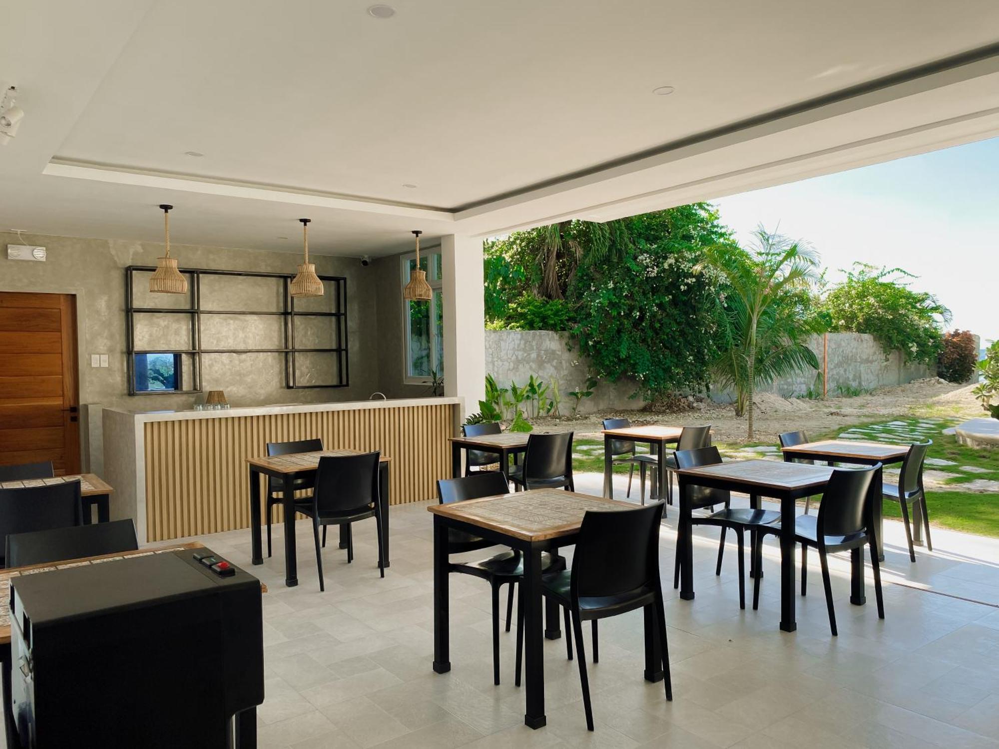 Avila'S Horizon Dive Resort 桑坦德 外观 照片